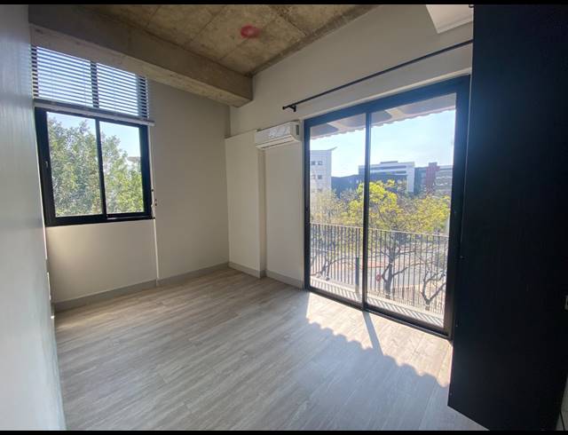1 BEDROOM APARTMENT FOR SALE IN SANDTON CENTRAL